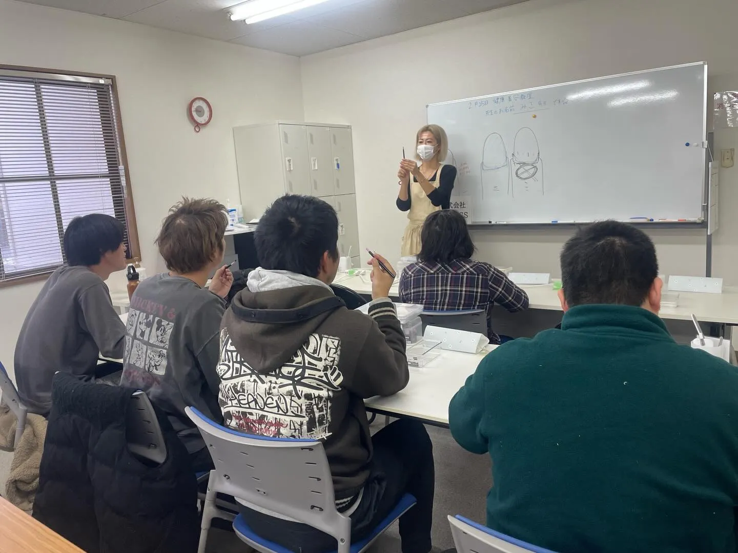 私が月に1度講師として伺っているあおぞらワークさん️🩵